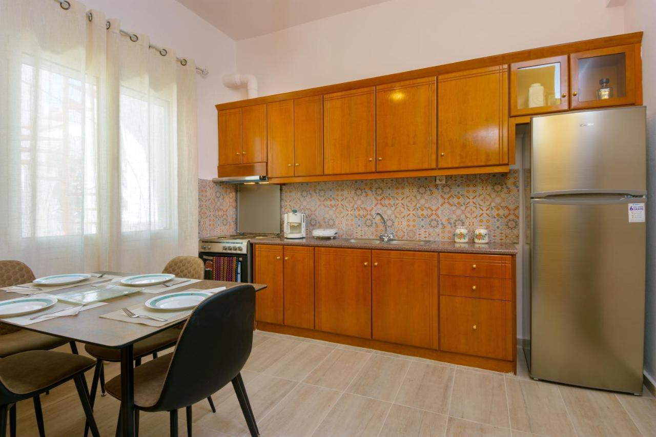 Margarita'S Seafront Luxury Apartment Elounda Екстериор снимка