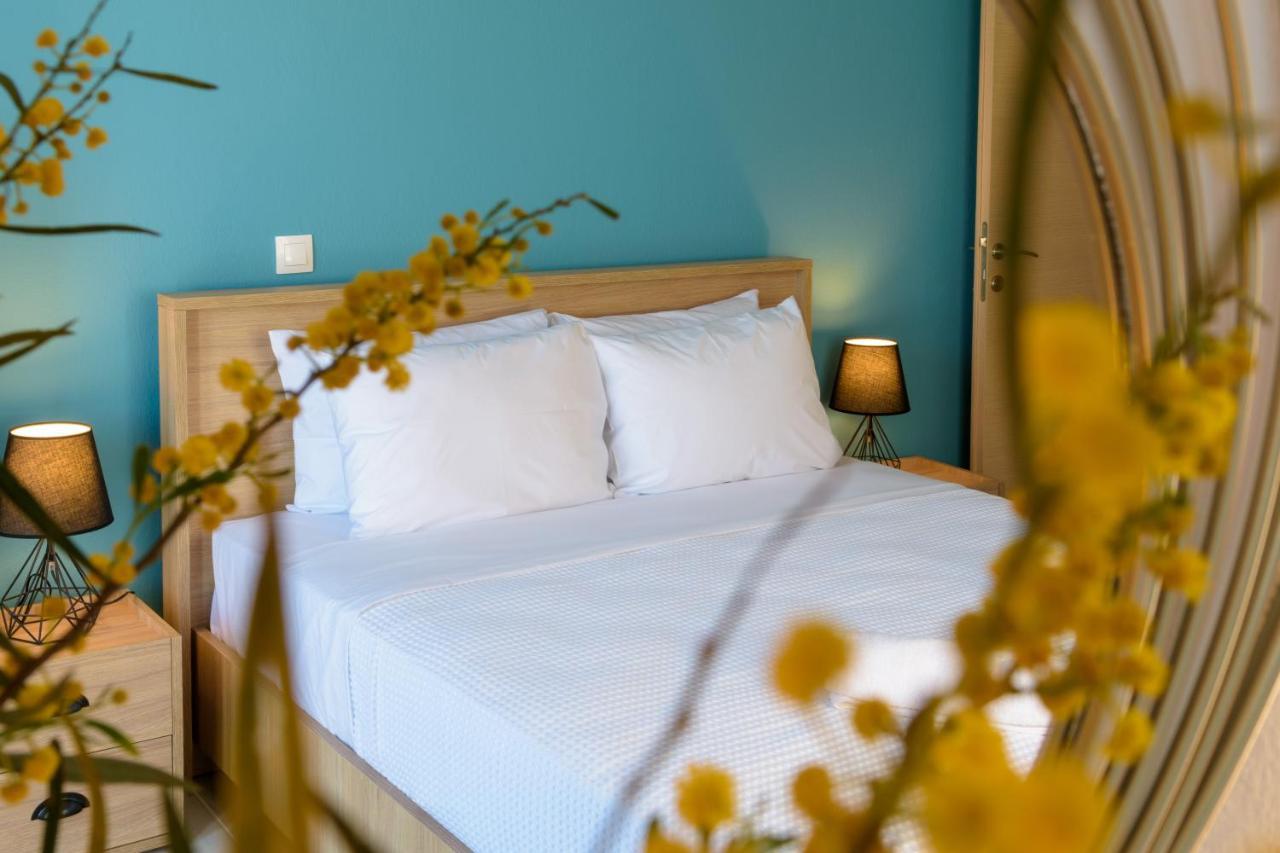 Margarita'S Seafront Luxury Apartment Elounda Екстериор снимка