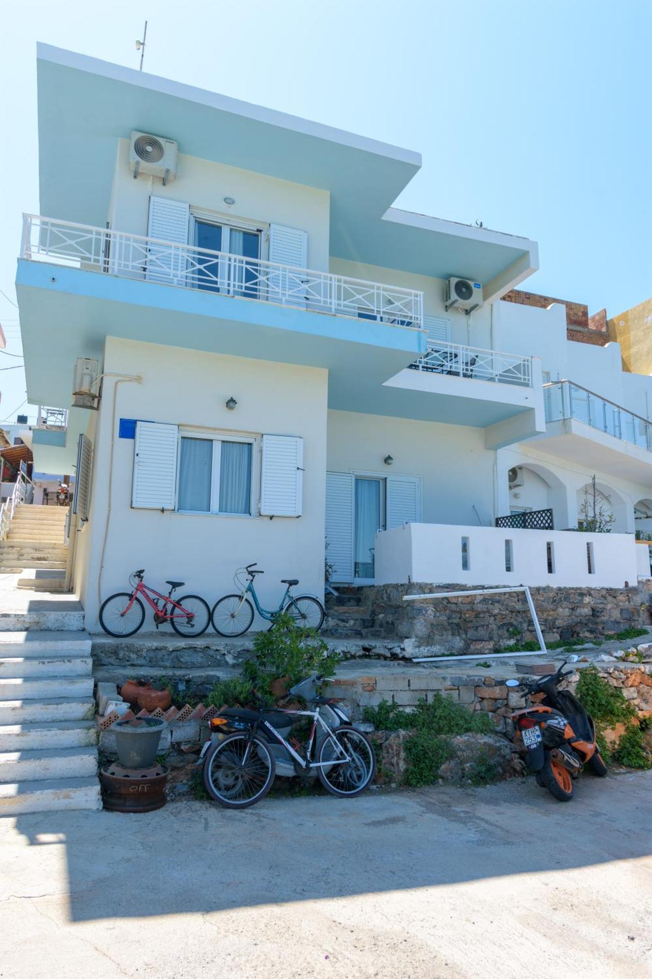 Margarita'S Seafront Luxury Apartment Elounda Екстериор снимка