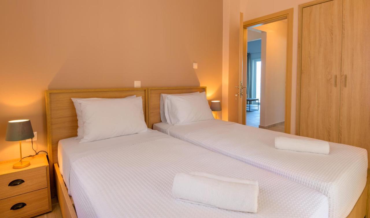 Margarita'S Seafront Luxury Apartment Elounda Екстериор снимка