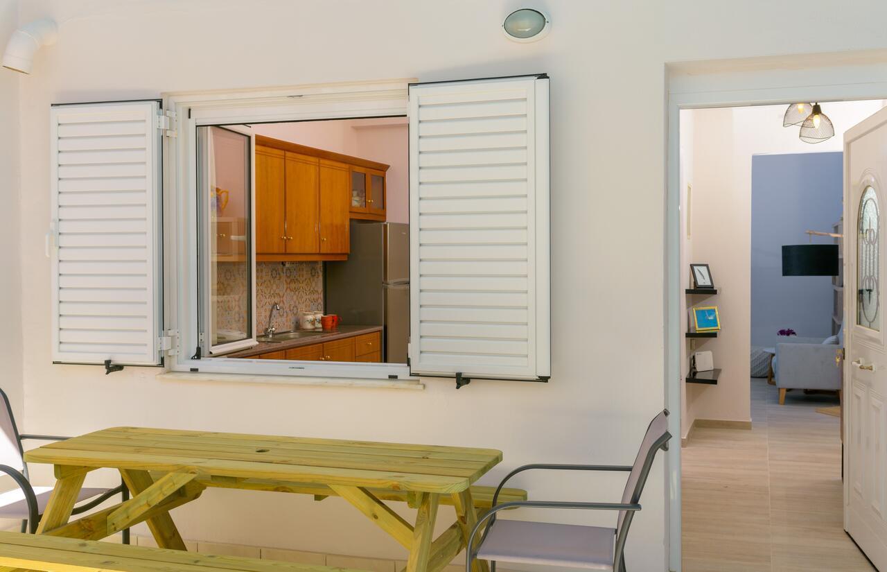 Margarita'S Seafront Luxury Apartment Elounda Екстериор снимка